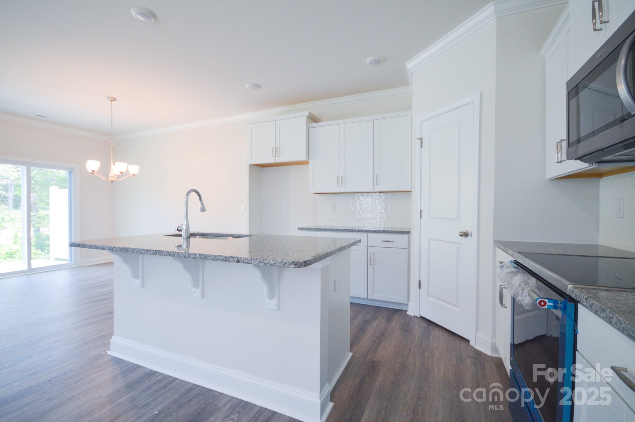 362 Creekview Road Hendersonville, NC 28792 - Photo 5 of 26