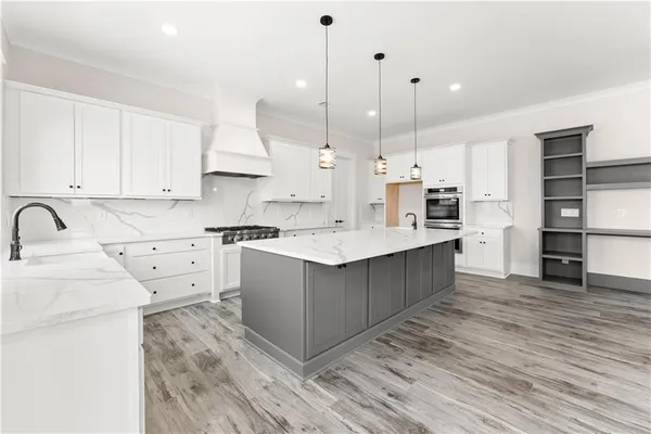 $899,999 | 282 Gold Bullion Drive East, Dawsonville, GA 30534