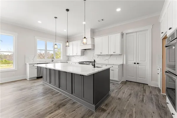 $899,999 | 282 Gold Bullion Drive East, Dawsonville, GA 30534