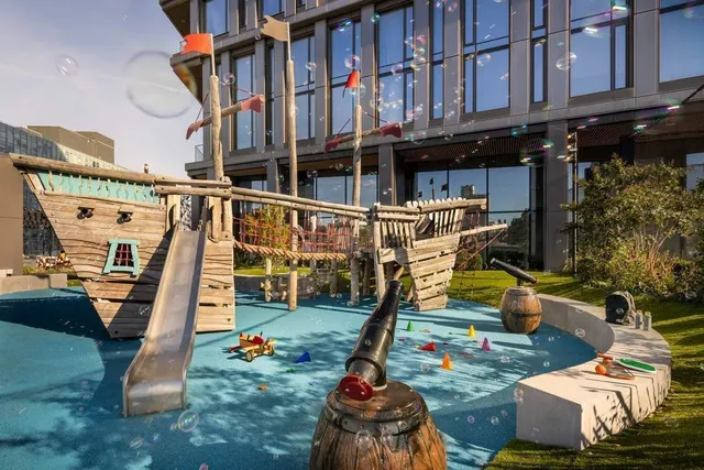 $2,875,000 | 30 Front Street, Unit 17C | DUMBO