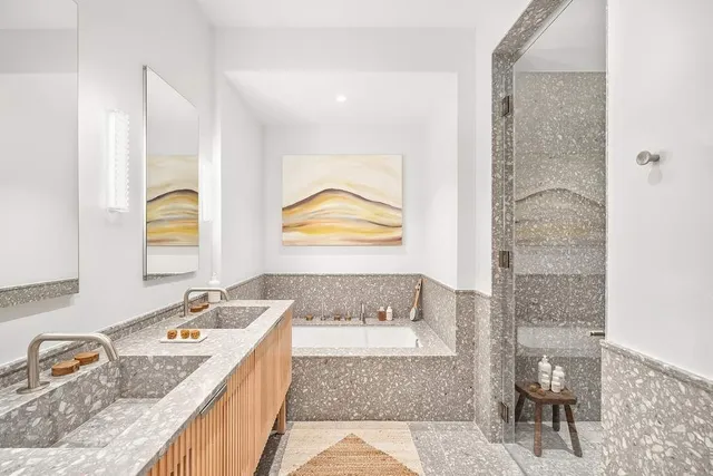 $2,875,000 | 30 Front Street, Unit 17C | DUMBO