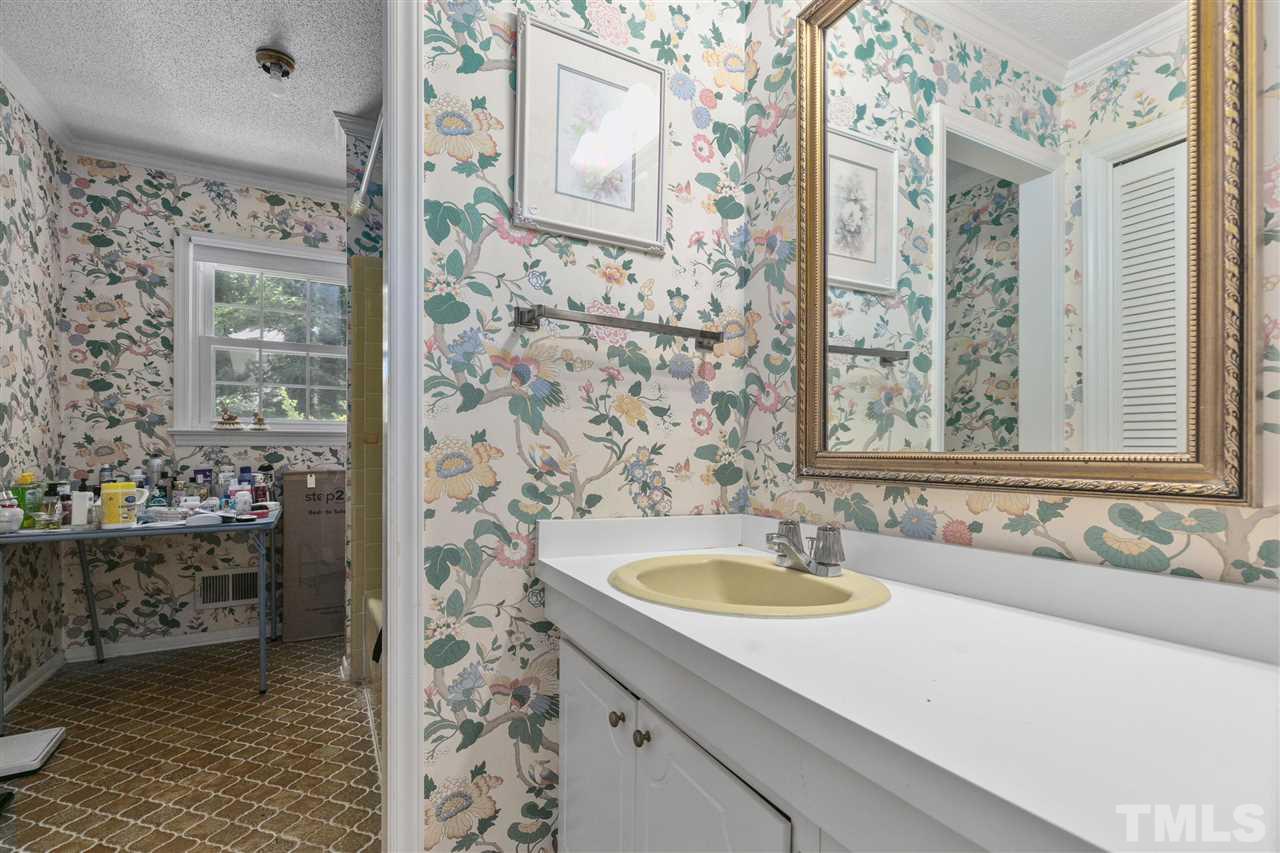 516 Westbrook Drive Raleigh, NC 27615 - Photo 22 of 29 Gallery Image 22