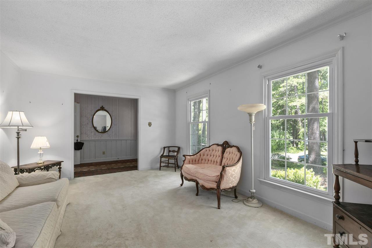 516 Westbrook Drive Raleigh, NC 27615 - Photo 9 of 29 Gallery Image 9