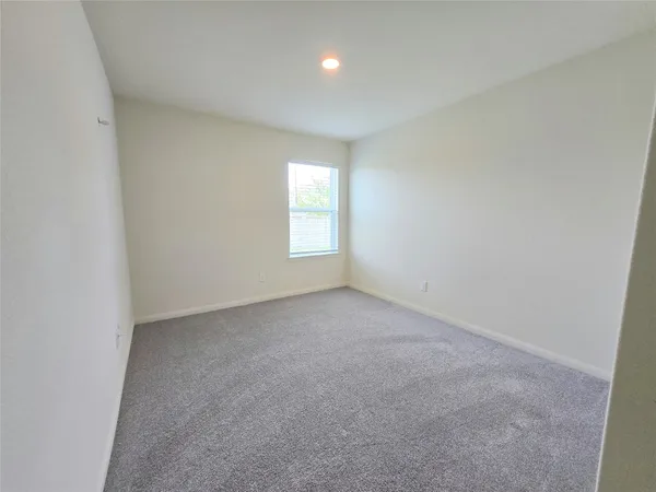 $2,000 | 380 Stonegate Drive, Katy, TX 77493