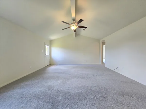$2,000 | 380 Stonegate Drive, Katy, TX 77493