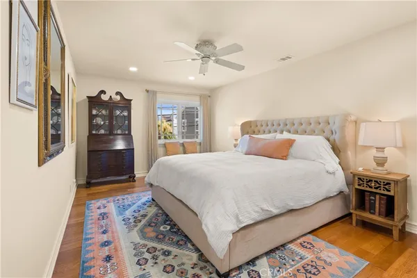 $9,500 | 5770 East Lucia Walk, Long Beach, CA 90803