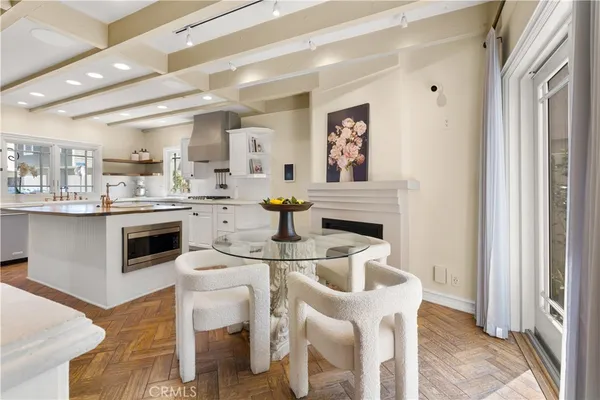 $9,500 | 5770 East Lucia Walk, Long Beach, CA 90803