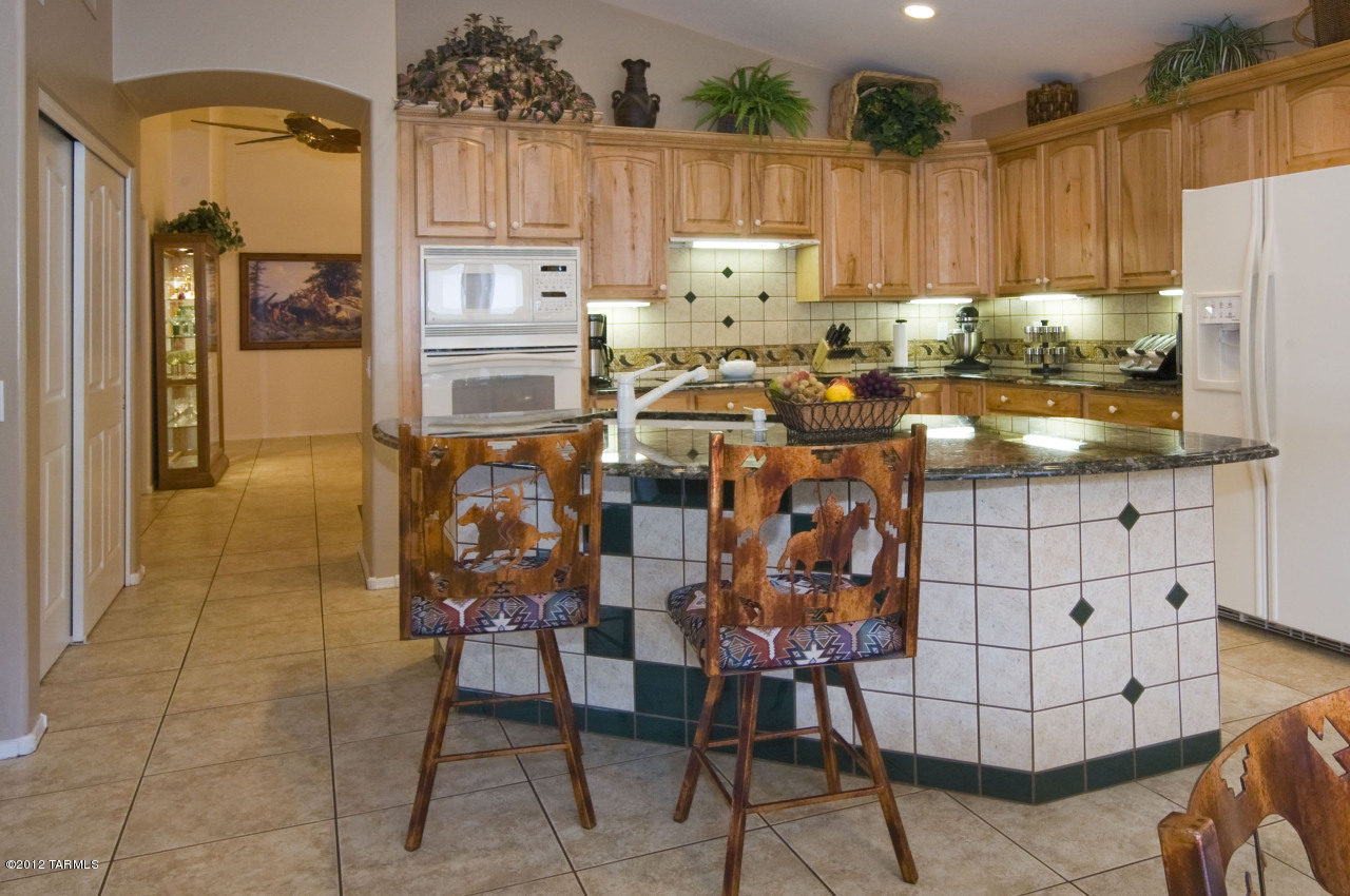 62397 East Northwood Road Tucson, AZ 85739 - Photo 9 of 34