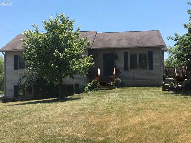 3930 Charles Huff Road Howell, MI 48855 - Photo 1 of 14 21181424.JPG