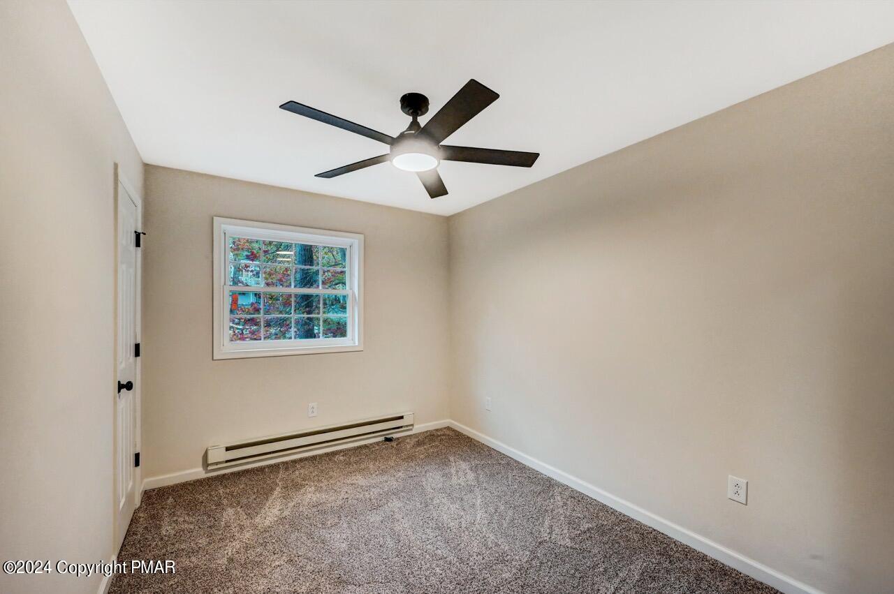 2228 Southport Drive Bushkill, PA 18324 - Photo 31 of 56 a view of an empty room