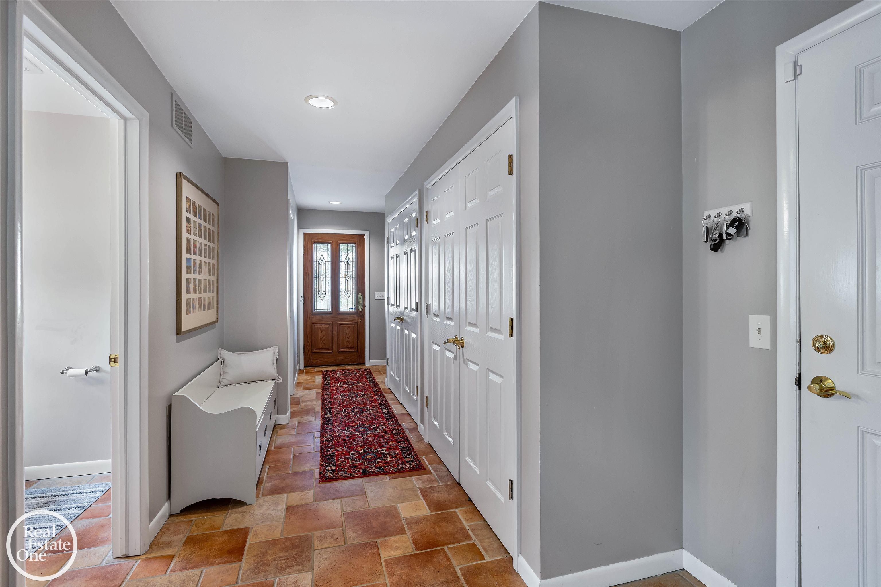535 Ballantyne Road Grosse Pointe Shores, MI 48236 - Photo 34 of 89