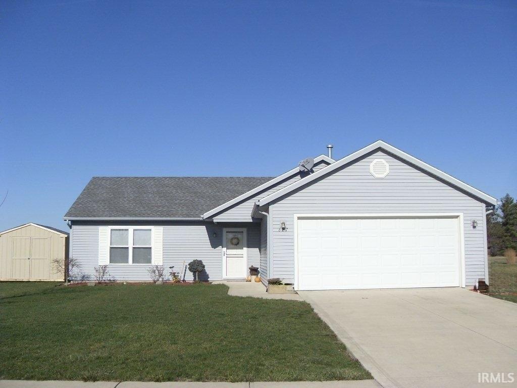 627 West Liberty Street Butler, IN 46721 - Photo 1 of 17