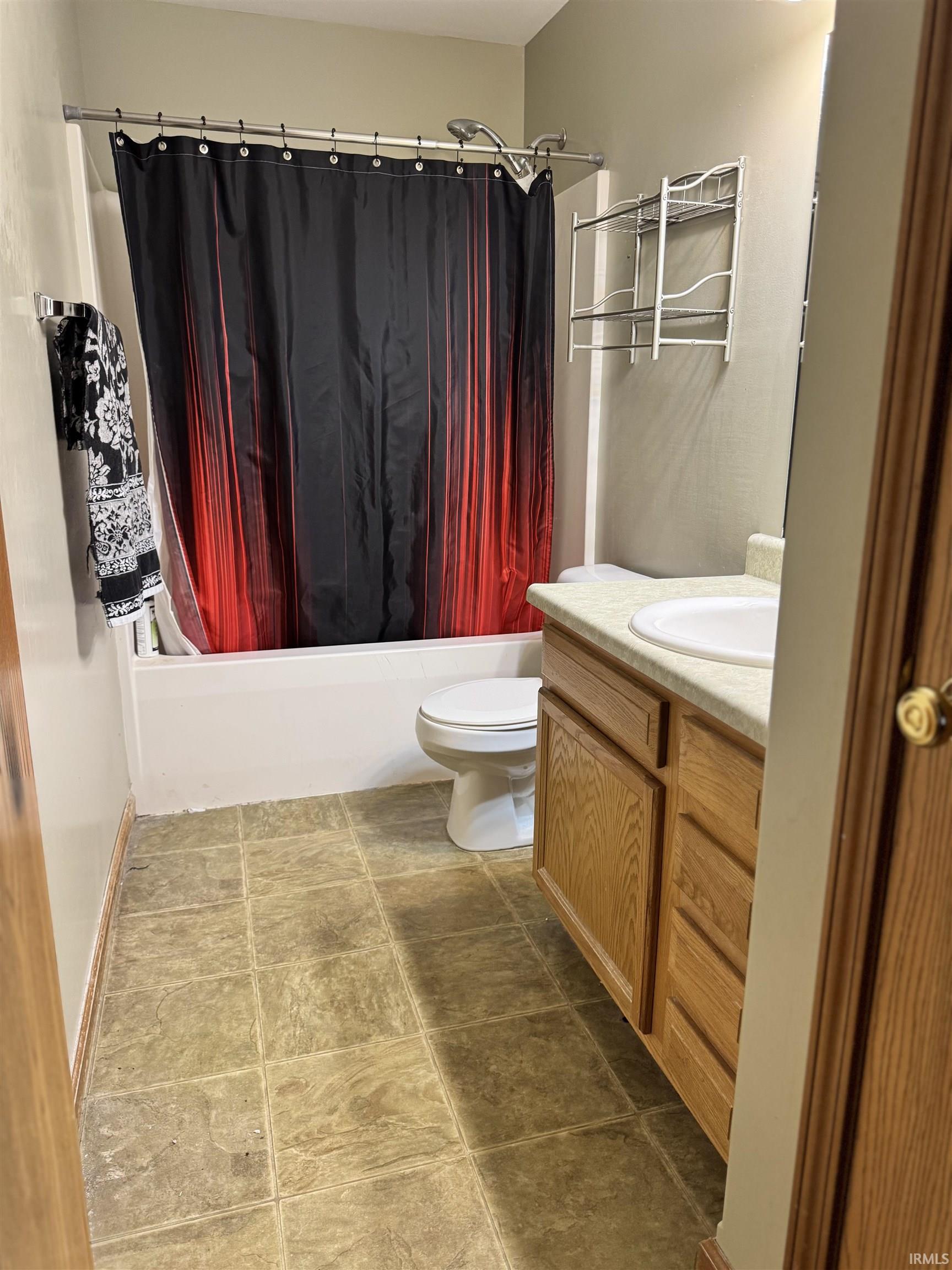 627 West Liberty Street Butler, IN 46721 - Photo 8 of 17
