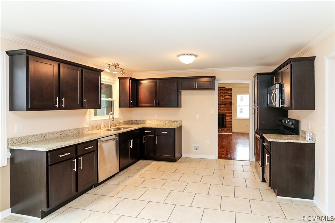 14305 Rivermont Road Chester, VA 23836 - Photo 3 of 25 Gallery Image 3