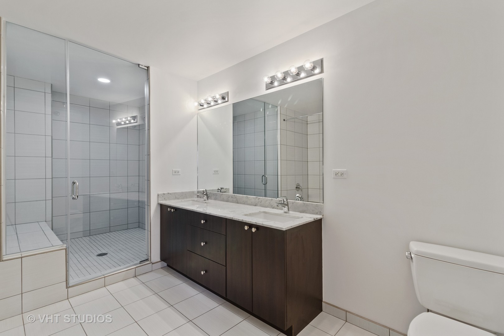 235 West Van Buren Street, Unit 4514 Chicago, IL 60607 - Photo 13 of 27