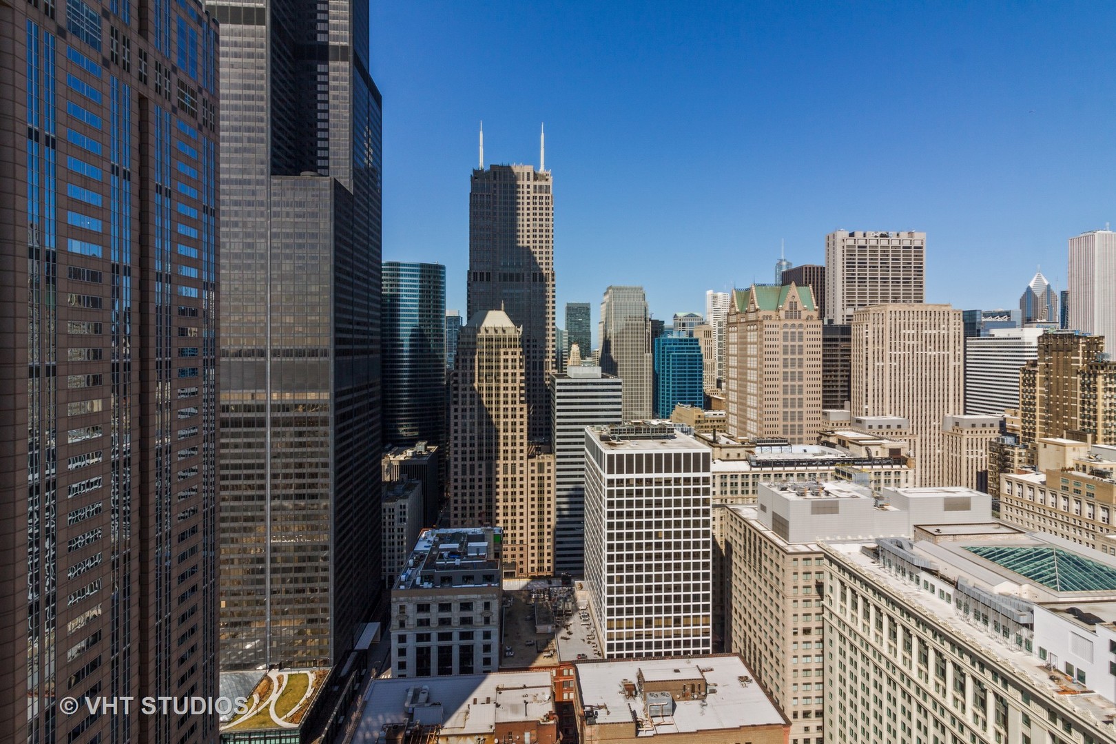 235 West Van Buren Street, Unit 4514 Chicago, IL 60607 - Photo 18 of 27