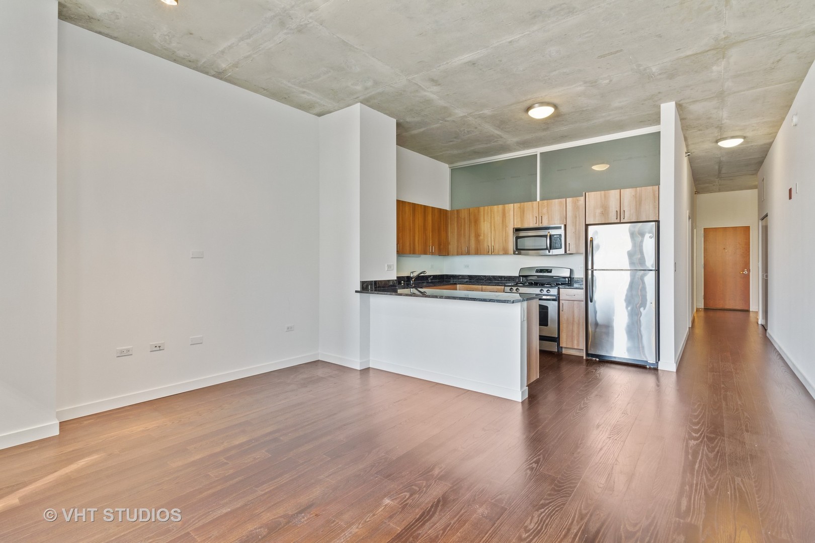 235 West Van Buren Street, Unit 4514 Chicago, IL 60607 - Photo 8 of 27