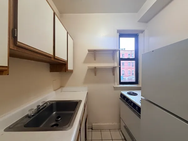$2,300 | 1238 Commonwealth Avenue, Unit 25, Boston, MA 02134