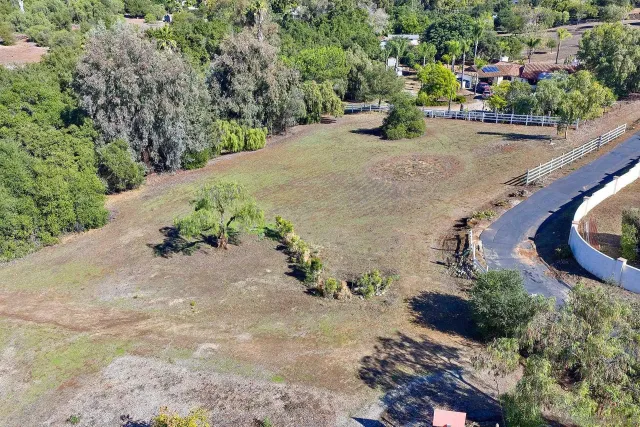 view of outdoor space and yard