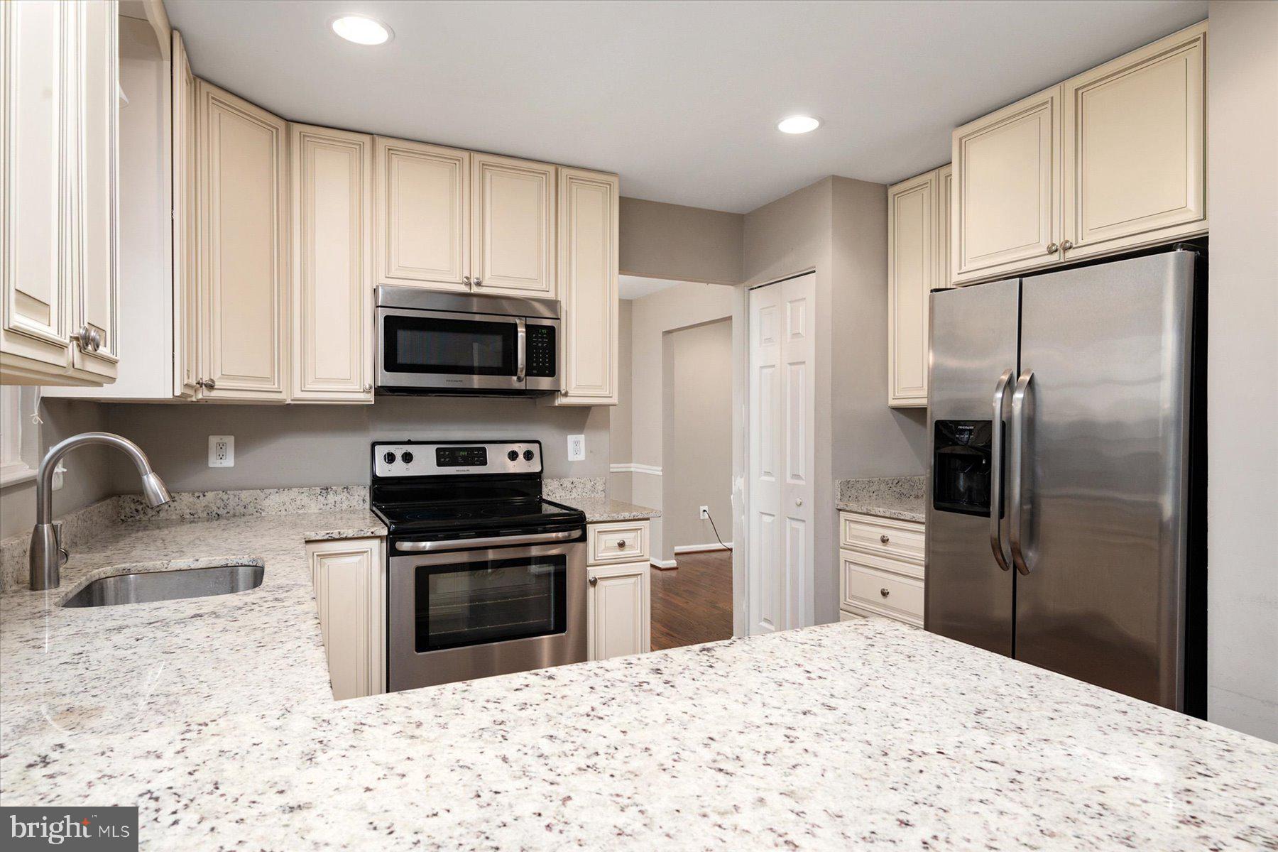 3012 Beethoven Way Silver Spring, MD 20904 - Photo 11 of 35 Granite countertops, stainless steel appliances