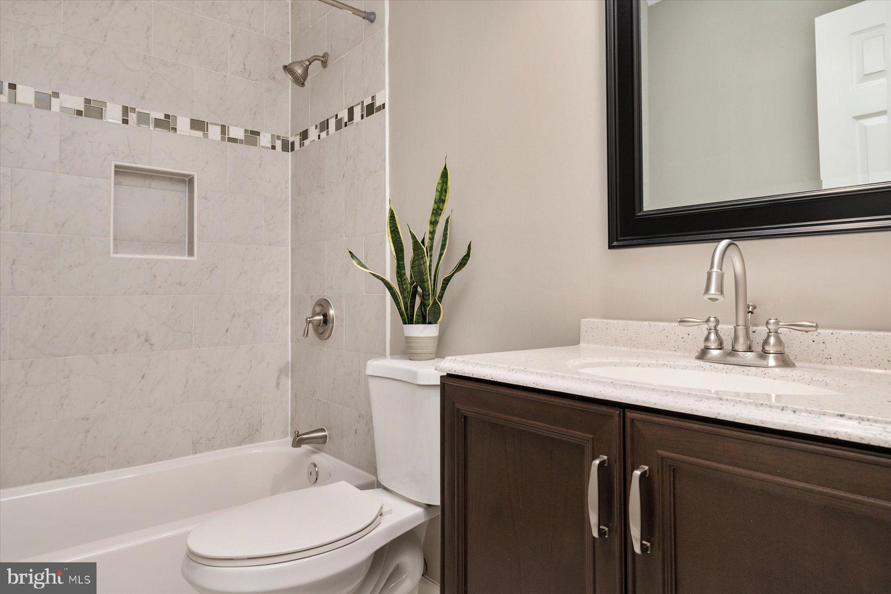 3012 Beethoven Way Silver Spring, MD 20904 - Photo 20 of 35 Upper level full bathroom