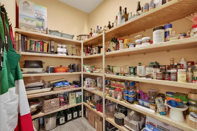 $985,000 | 401 Bourganville Drive, Palm Coast, FL 32137