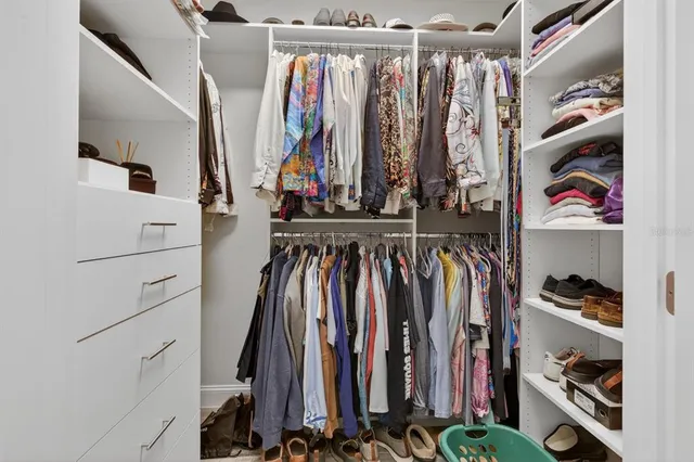 $985,000 | 401 Bourganville Drive, Palm Coast, FL 32137