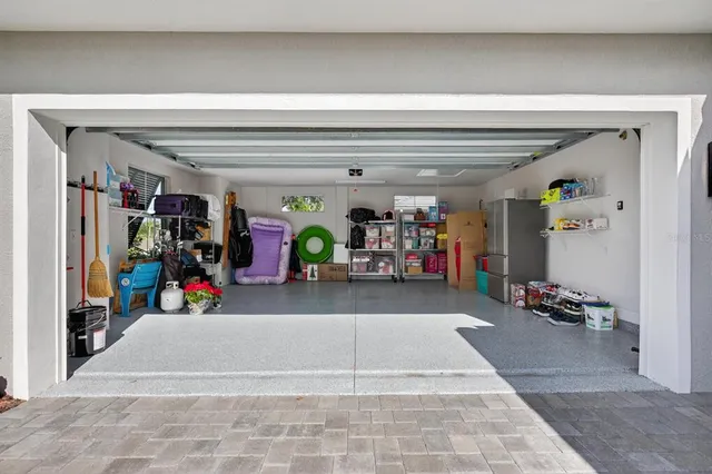 $985,000 | 401 Bourganville Drive, Palm Coast, FL 32137