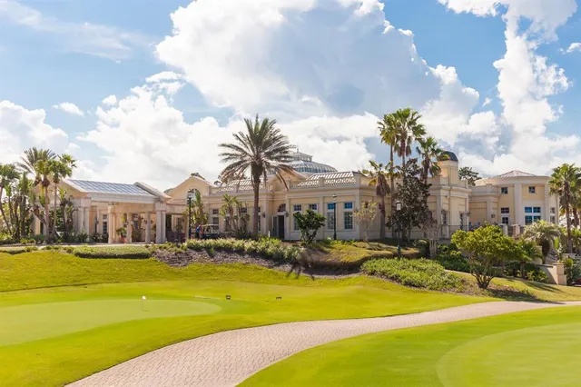 $985,000 | 401 Bourganville Drive, Palm Coast, FL 32137