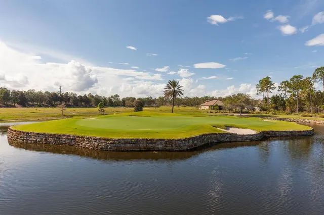 $985,000 | 401 Bourganville Drive, Palm Coast, FL 32137