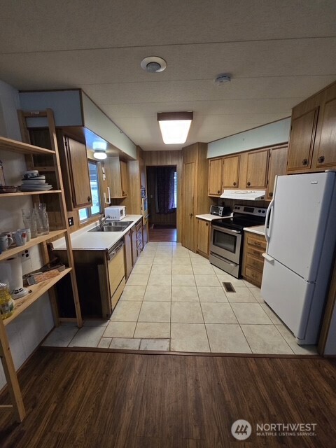 2302 R Street Southeast, Unit 43 Auburn, WA 98002 - Photo 6 of 35