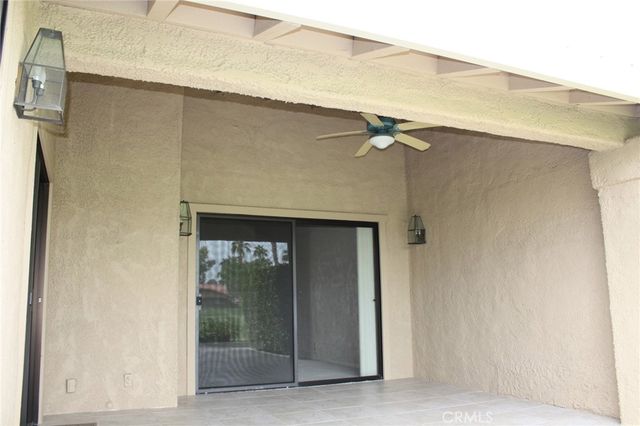 a picture of a building