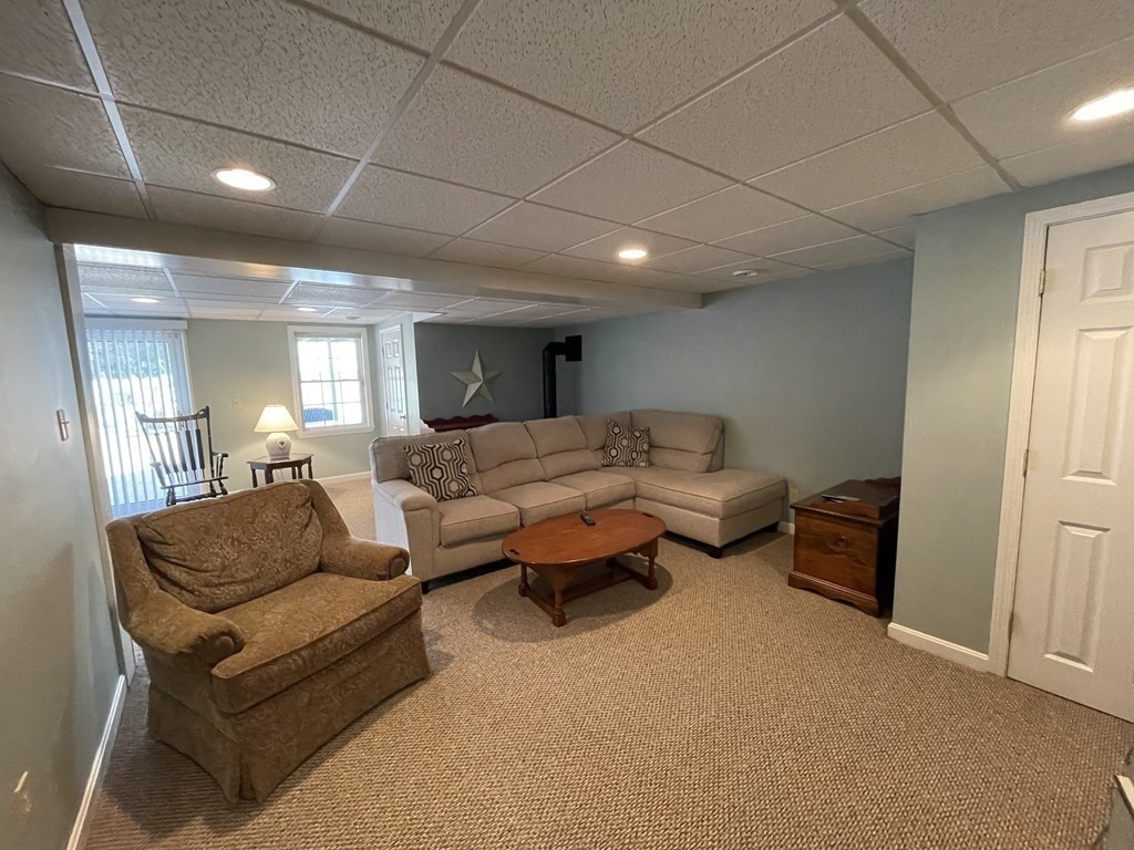 5 Collins Circle Weymouth, MA 02190 - Photo 37 of 42 a living room with furniture