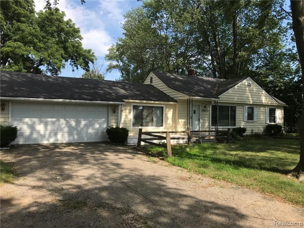 14030 Farmington Road Livonia, MI 48154 - Photo 2 of 13 IMG_0214.jpeg