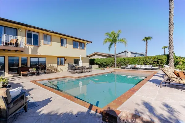 $6,100 | 6022 Maury Avenue, Woodland Hills, CA 91367