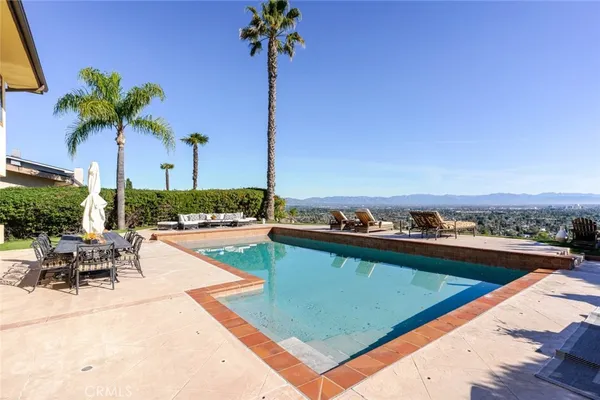 $6,100 | 6022 Maury Avenue, Woodland Hills, CA 91367