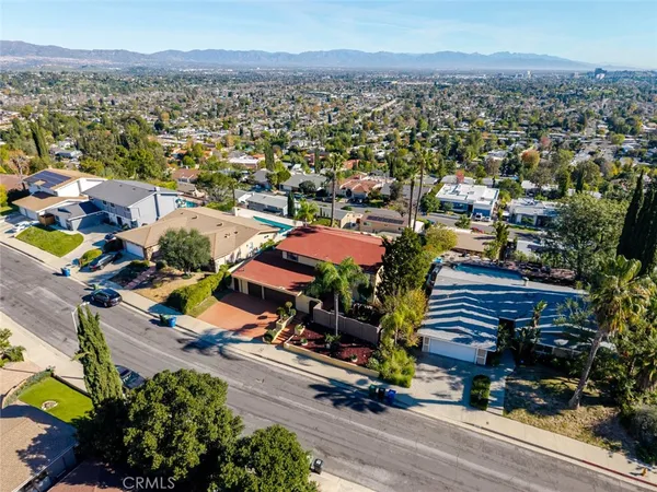 $6,100 | 6022 Maury Avenue, Woodland Hills, CA 91367