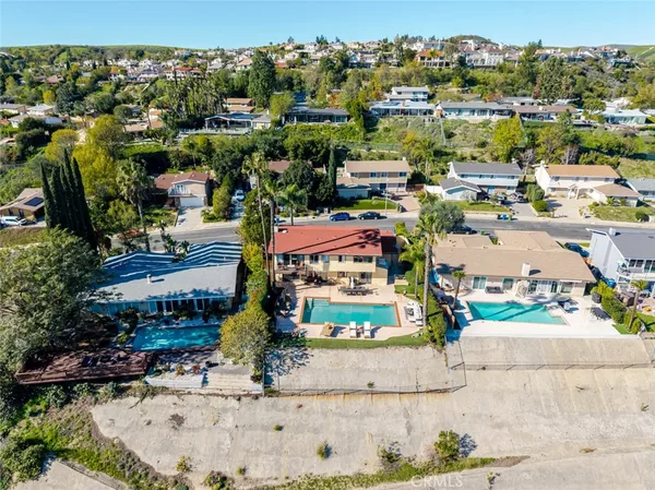 $6,100 | 6022 Maury Avenue, Woodland Hills, CA 91367