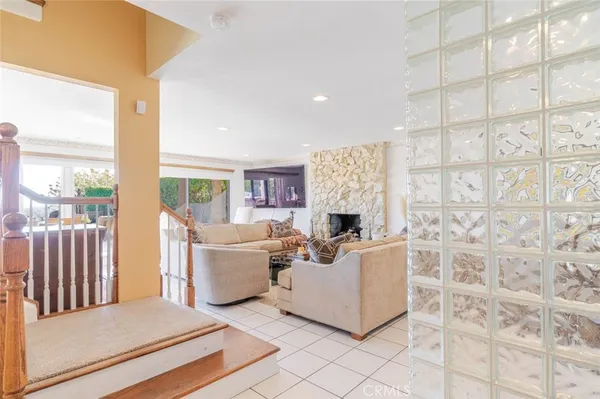 $6,100 | 6022 Maury Avenue, Woodland Hills, CA 91367