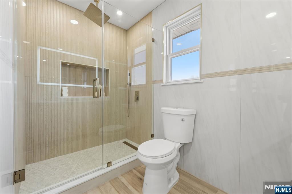 47 Darling Avenue Bloomfield, NJ 07003 - Photo 18 of 37