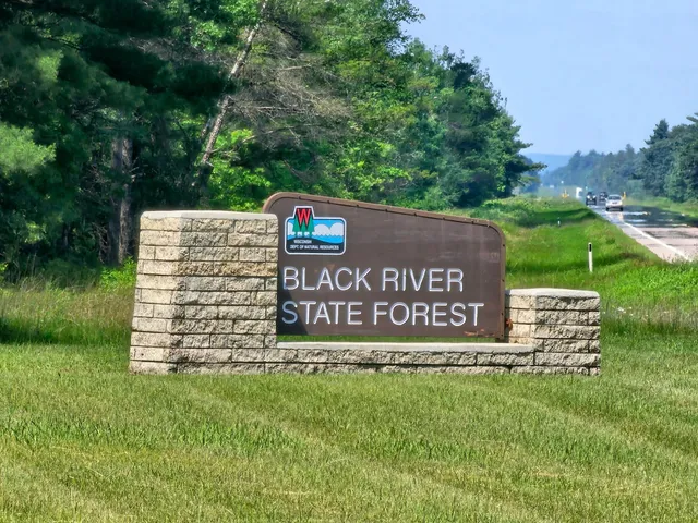 $165,000 | Xxx Potter Road, Warrens, WI 54666