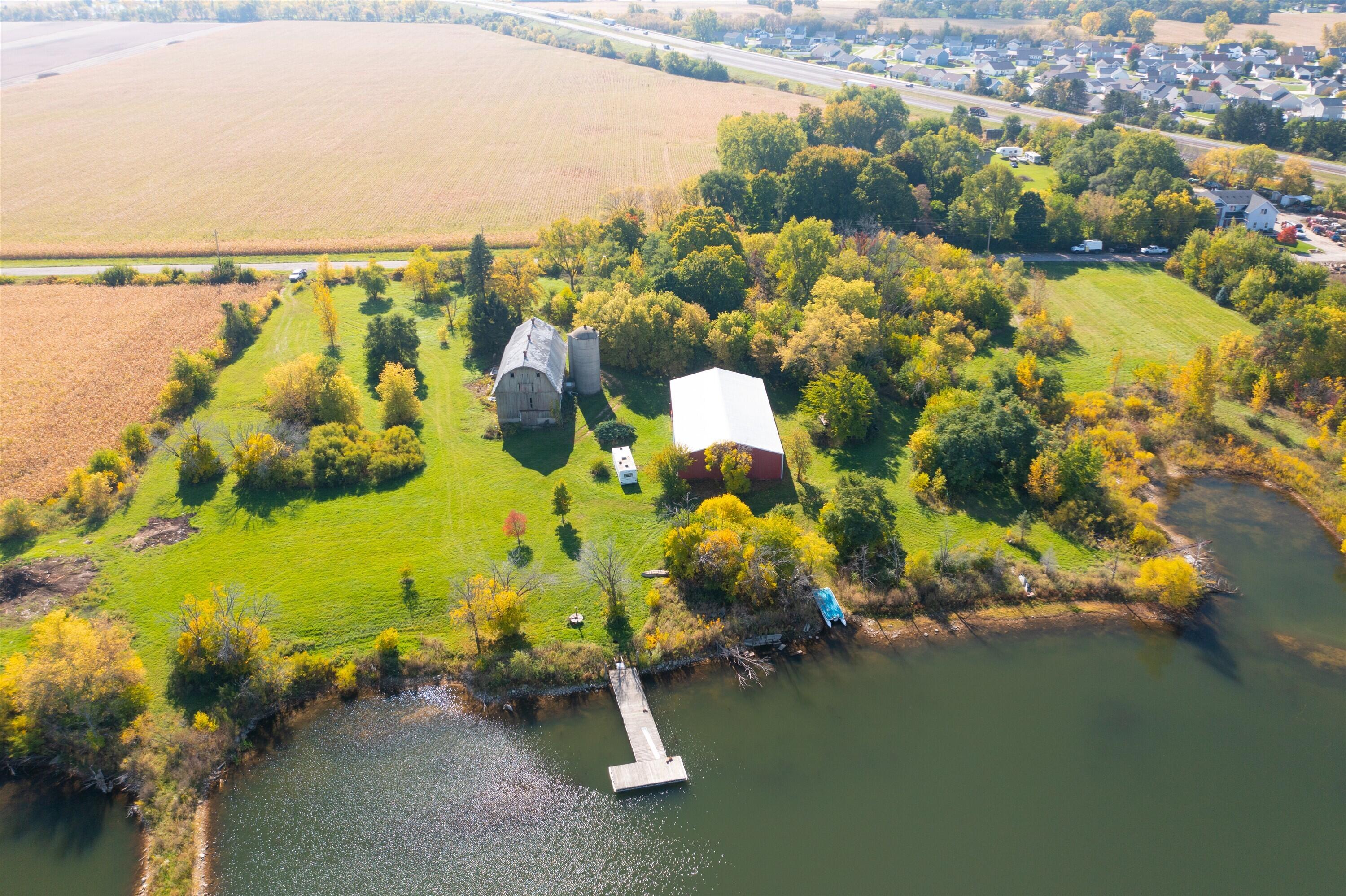W4264 Sporleder Road Geneva, WI 53121 - Photo 6 of 29 Shoreline from Overhead