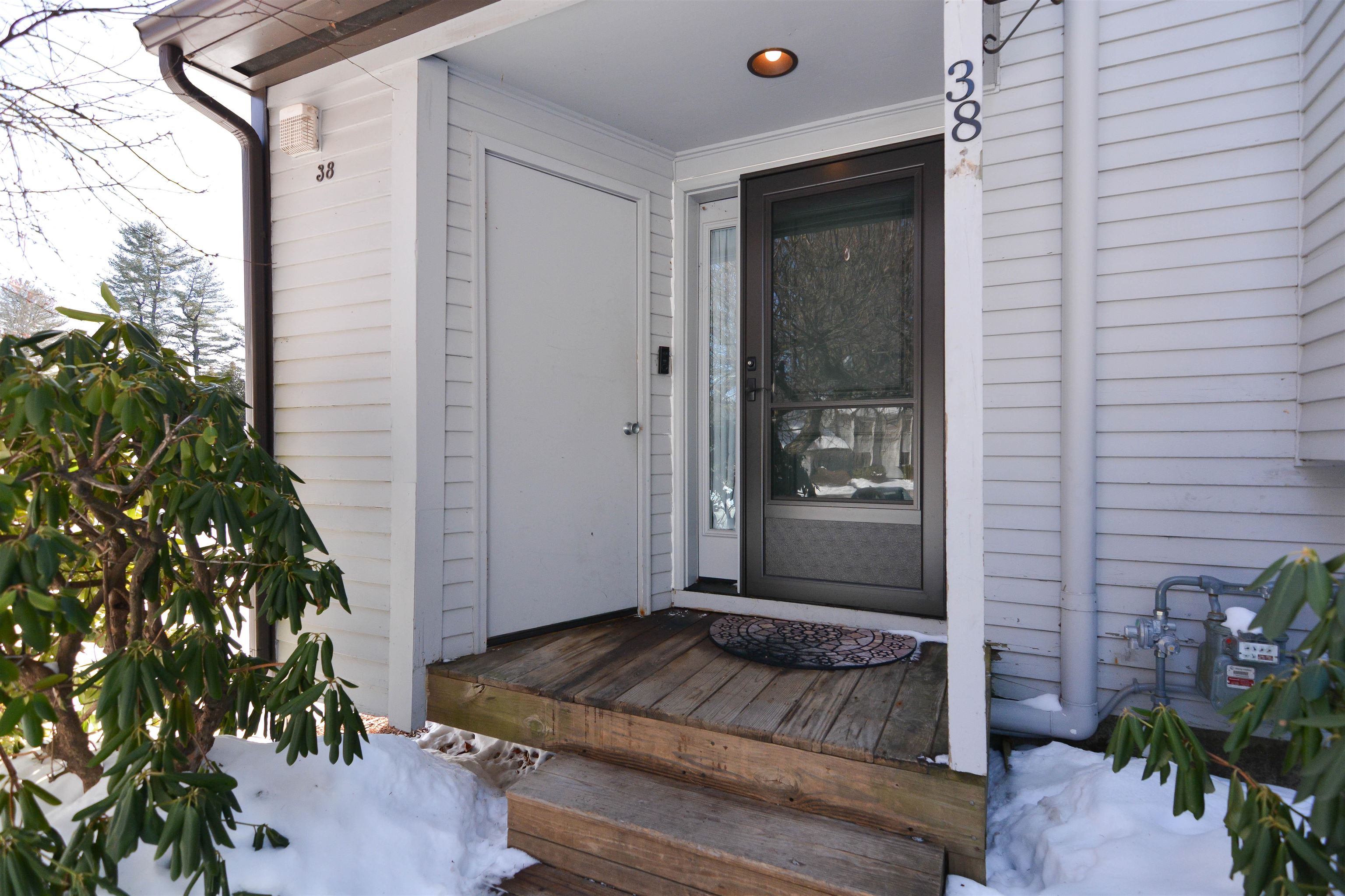 38 Pondview Drive Merrimack, NH 03054 - Photo 2 of 55