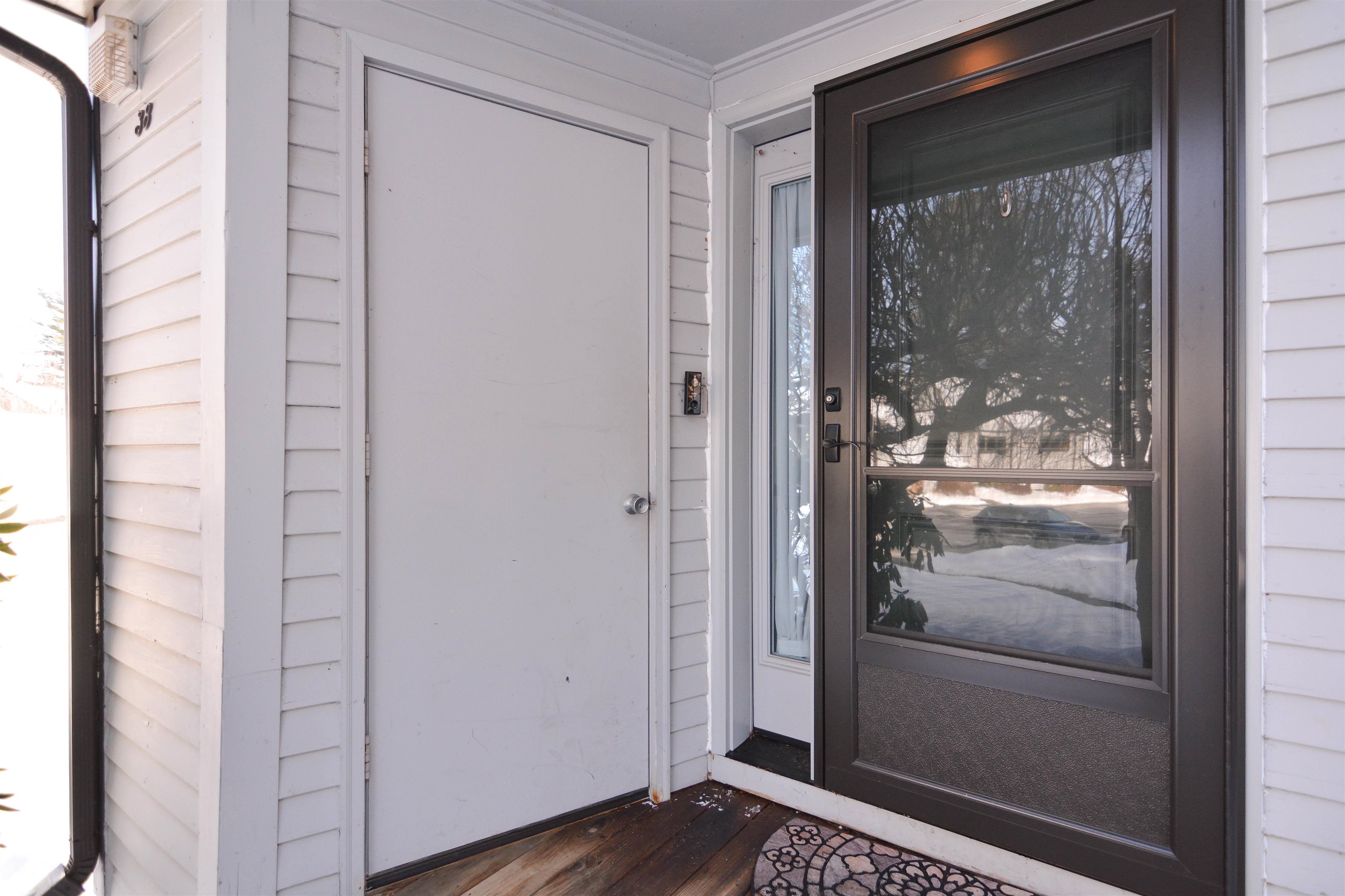 38 Pondview Drive Merrimack, NH 03054 - Photo 3 of 55