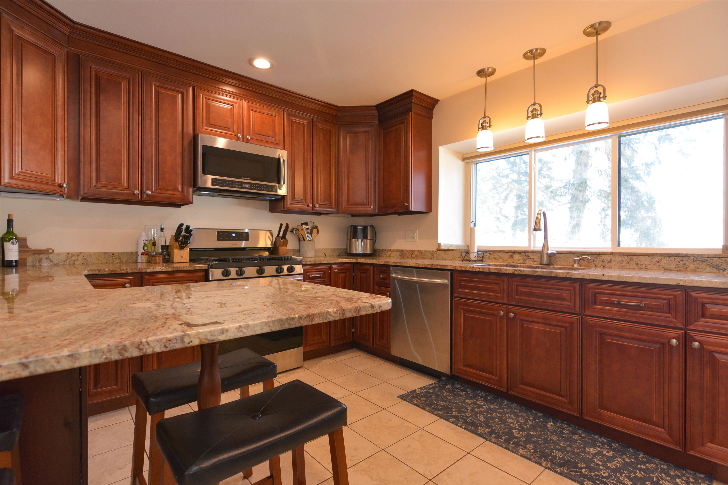 38 Pondview Drive Merrimack, NH 03054 - Photo 7 of 55