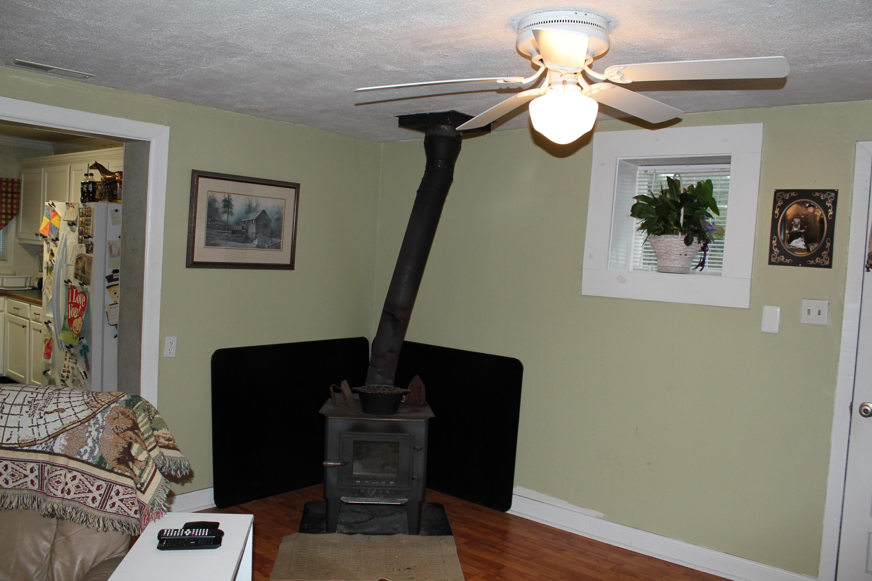 10314 King Road Kodak, TN 37764 - Photo 13 of 18 IMG_2987