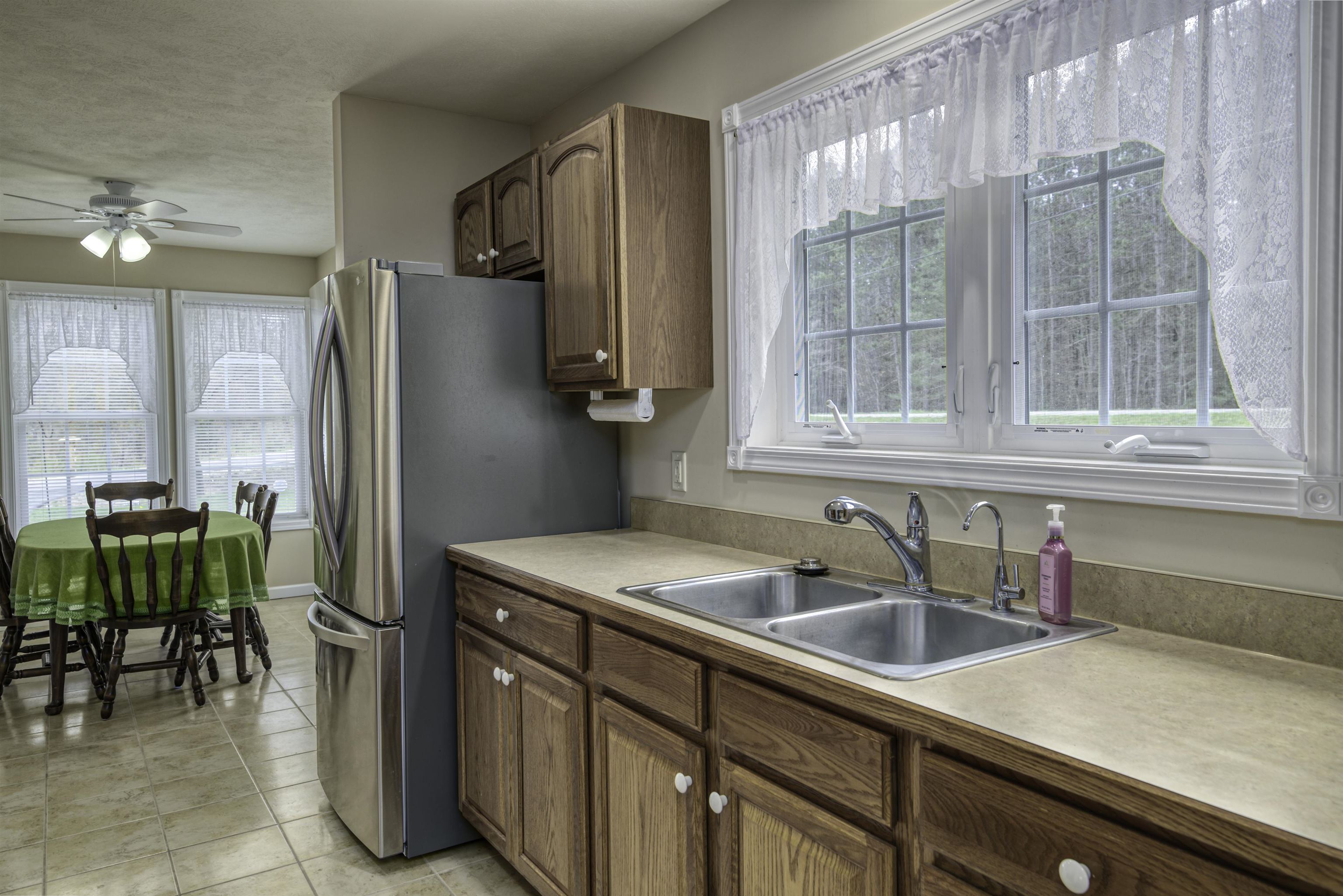 10686 Thiel Road Traverse City, MI 49685 - Photo 8 of 63 1926534-4CB353F0-E4E6-47A0-8CE4-C9C6CBFF5126.JPG