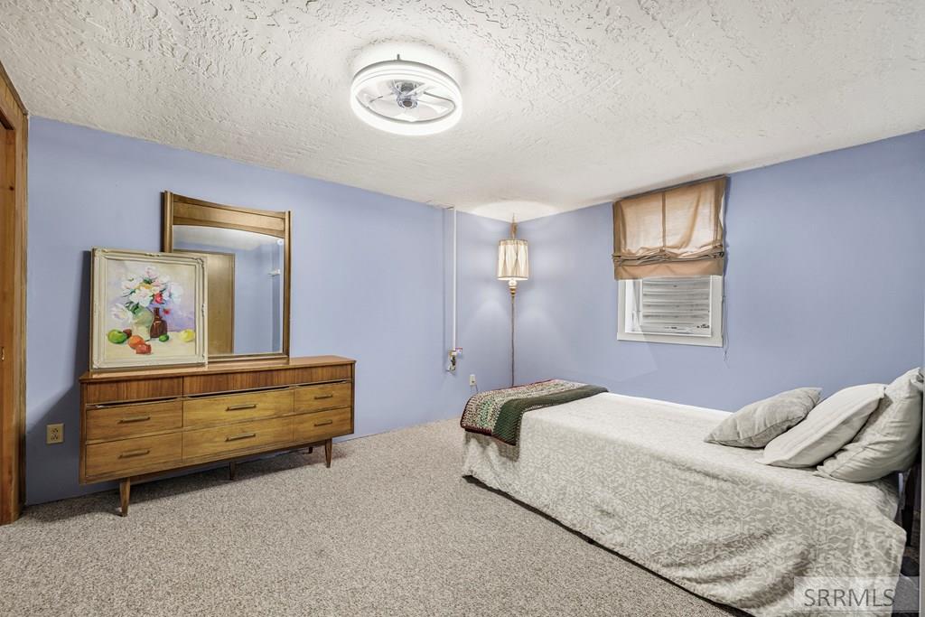 33 South 5th West Rexburg, ID 83440 - Photo 27 of 39