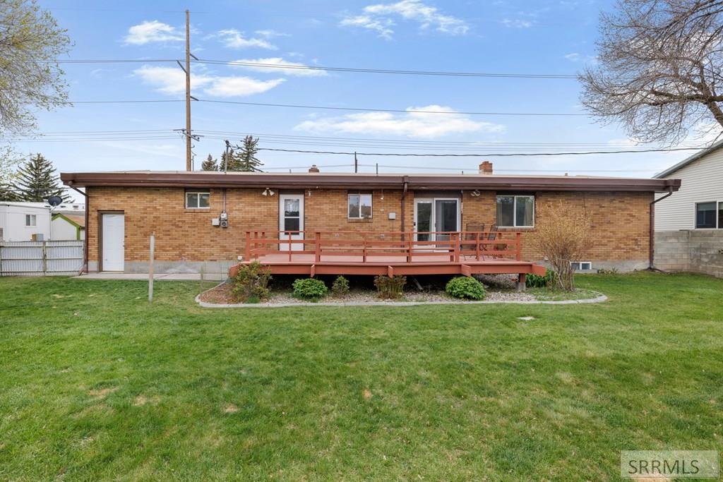 33 South 5th West Rexburg, ID 83440 - Photo 31 of 39