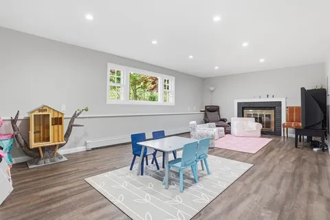 $1,298,000 | 15 Harvard Drive, Bedford, MA 01730